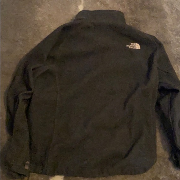 Men’s pre- owned the north face jacket. - Picture 3 of 3